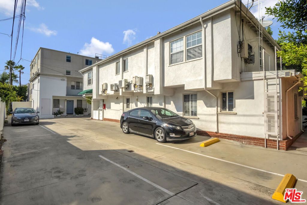 10814 Blix Street, North Hollywood, CA 91602 — photo 5