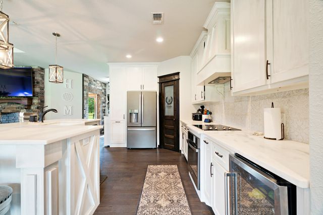 3929 County Road 42350, Reno, TX 75462