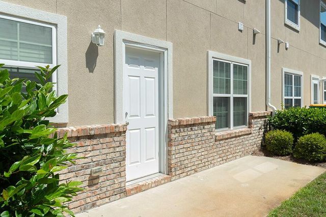 1469 Bentley Circle, Fort Walton Beach, FL 32547