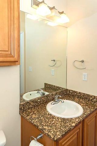 1469 Bentley Circle, Fort Walton Beach, FL 32547