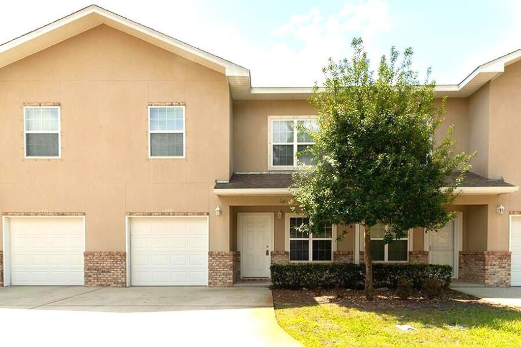 1469 Bentley Circle, Fort Walton Beach, FL 32547