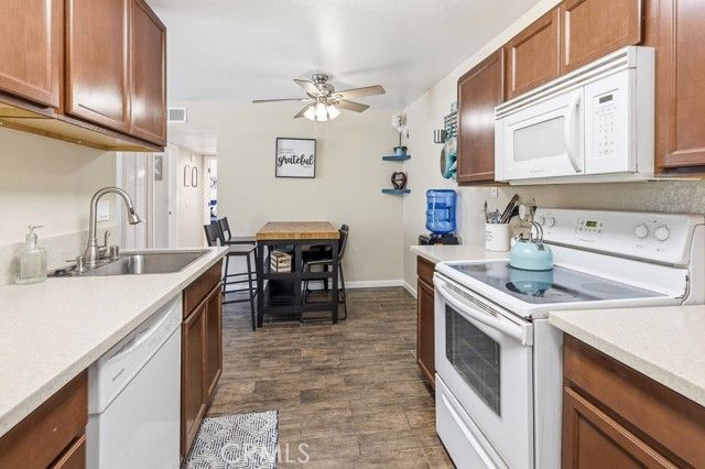 1265 Kendall 1015, San Bernardino, CA 92407