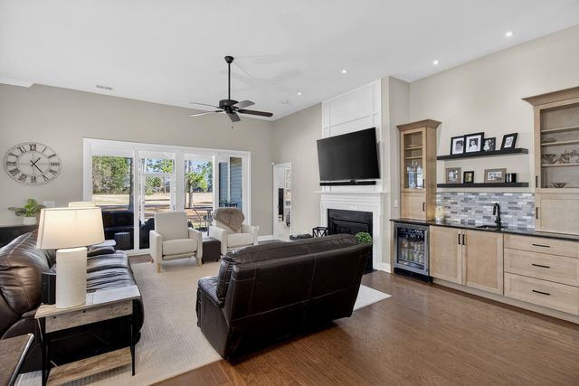 408 Kilarney Road, Summerville, SC 29483