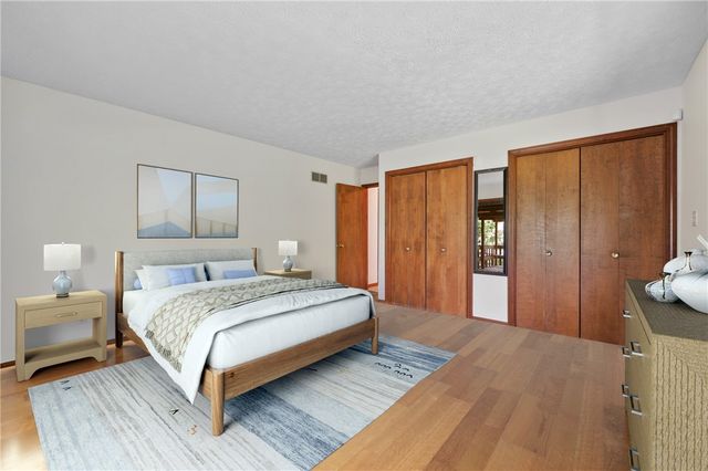 3132 Lake Rd, North Beaver Twp, PA 16102