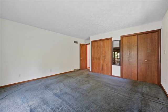 3132 Lake Rd, North Beaver Twp, PA 16102
