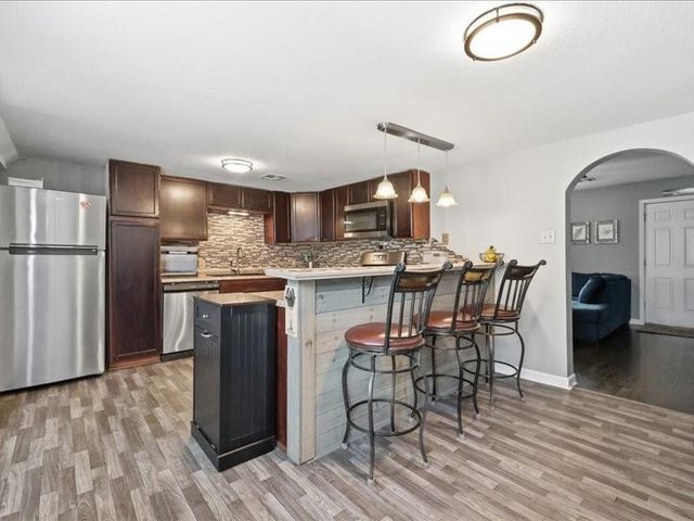 115 E Morse Avenue, Bonner Springs, KS 66012