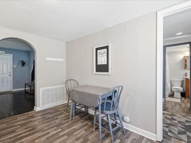 115 E Morse Avenue, Bonner Springs, KS 66012
