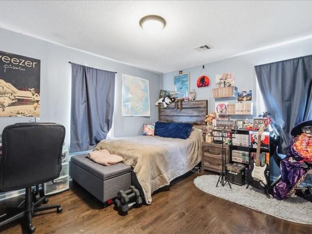 115 E Morse Avenue, Bonner Springs, KS 66012