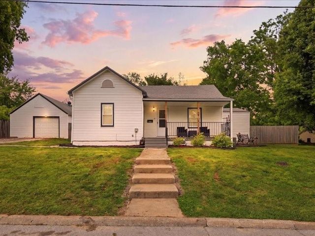 115 E Morse Avenue, Bonner Springs, KS 66012