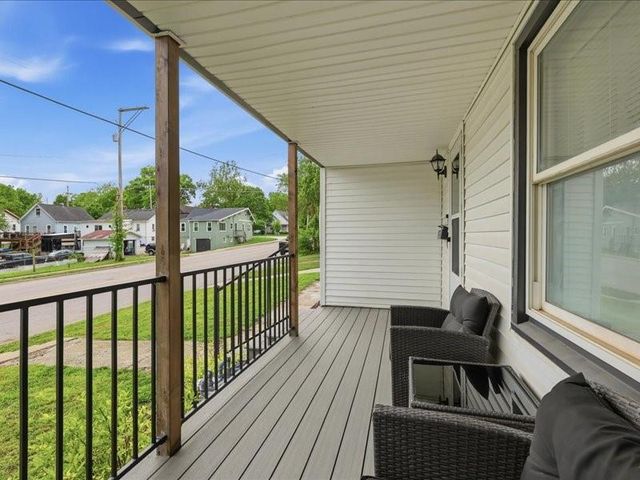 115 E Morse Avenue, Bonner Springs, KS 66012