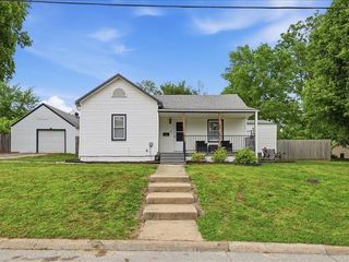 115 E Morse Avenue, Bonner Springs, KS 66012