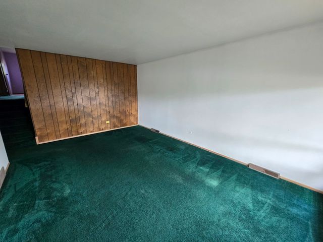 15120 Hamlin Avenue, Midlothian, IL 60445