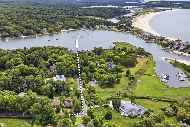 30 Edgemere Drive, Southampton, NY 11968