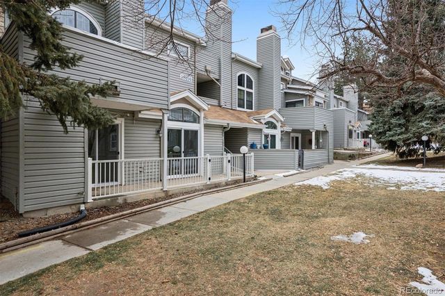 18494 E Kepner Place 105, Aurora, CO 80017