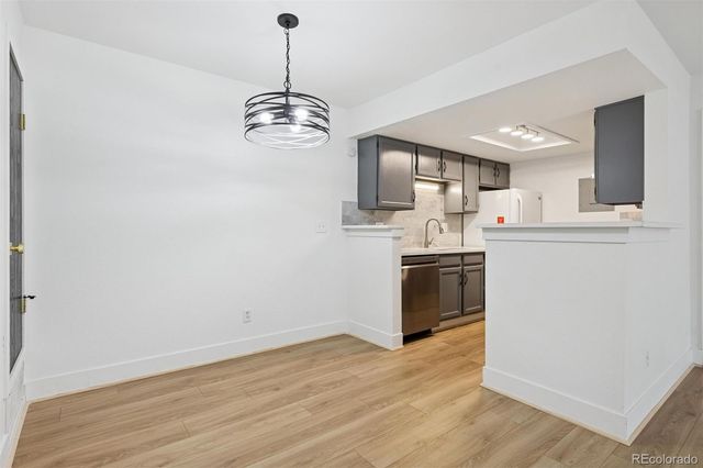 18494 E Kepner Place 105, Aurora, CO 80017