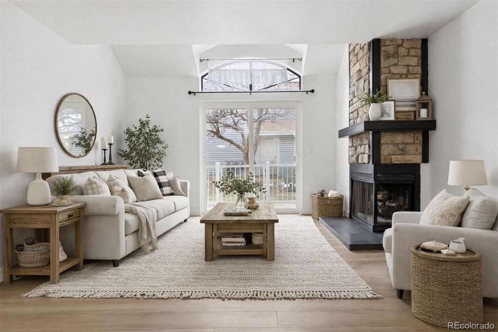 18494 E Kepner Place 105, Aurora, CO 80017