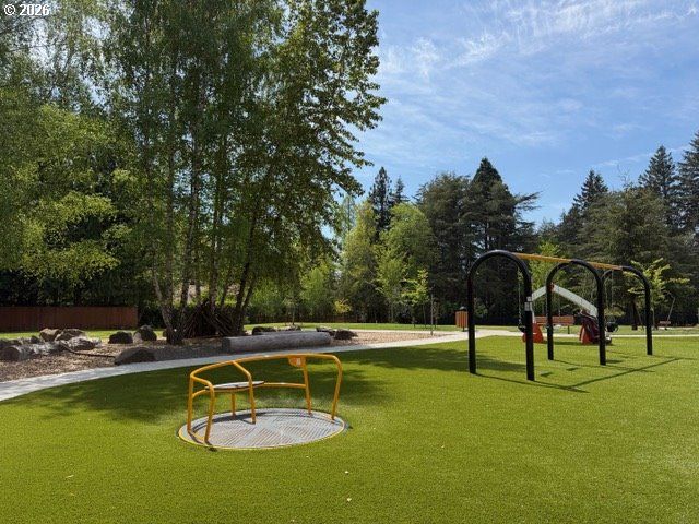2160 Sw 79TH Ave, Portland, OR 97225