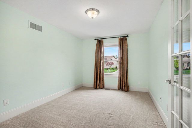 19330 S Foley Circle, South Bend, IN 46637