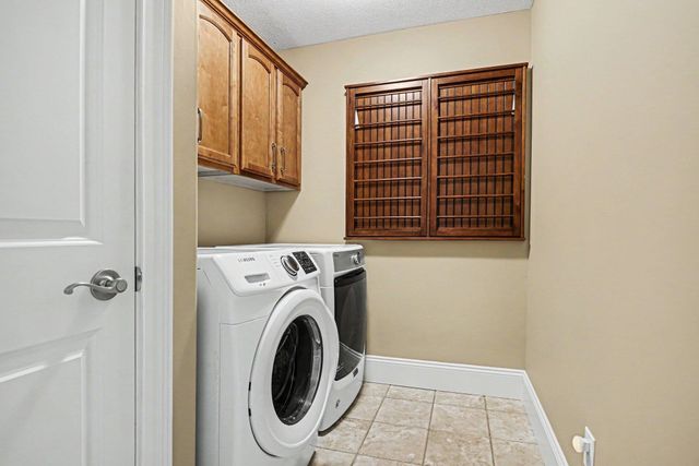 19330 S Foley Circle, South Bend, IN 46637