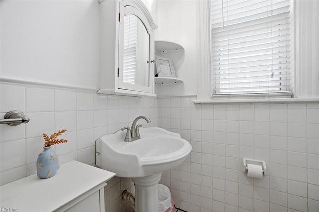 1017 Westover Ave Apt 3, Norfolk, VA 23507