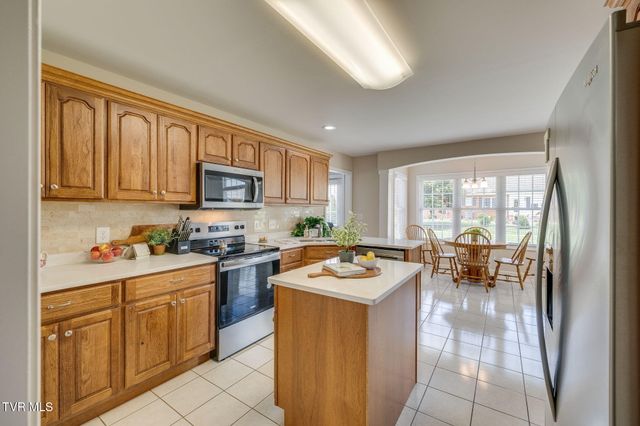 15 East Dale Court, Greeneville, TN 37745