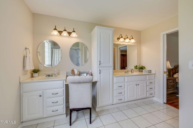 15 East Dale Court, Greeneville, TN 37745