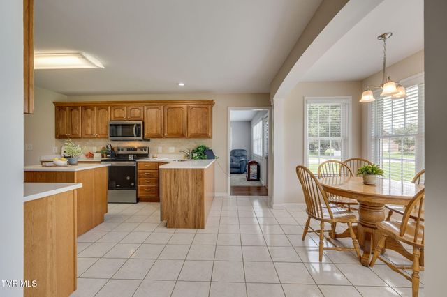 15 East Dale Court, Greeneville, TN 37745