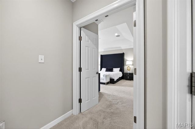 7249 Forsyth Boulevard, St Louis, MO 63105