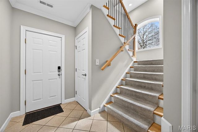 7249 Forsyth Boulevard, St Louis, MO 63105