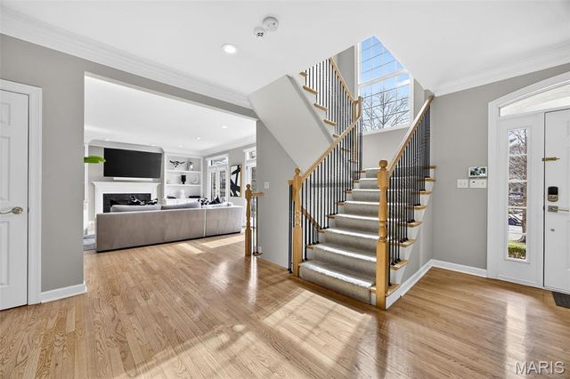 7249 Forsyth Boulevard, St Louis, MO 63105