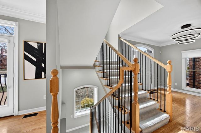 7249 Forsyth Boulevard, St Louis, MO 63105