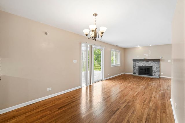 154 Pheasant Road, Matteson, IL 60443