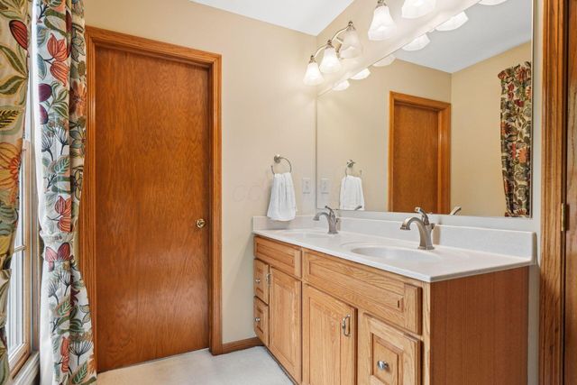 251 Hopewell Court, Powell, OH 43065