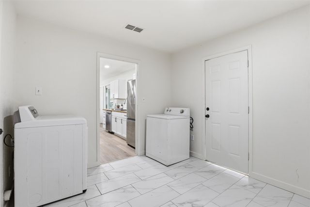 833 Bridle Avenue, White Settlement, TX 76108