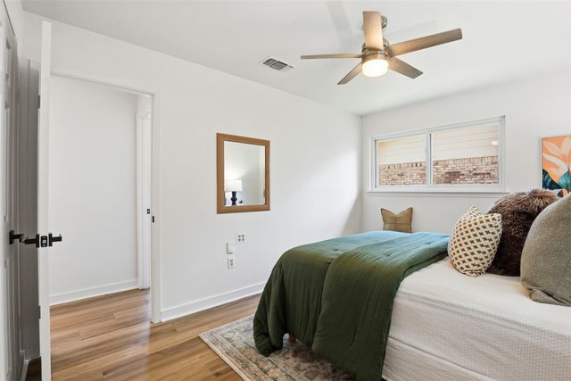 833 Bridle Avenue, White Settlement, TX 76108