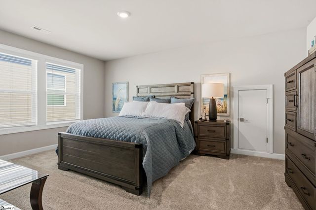 927 Whitemarsh Avenue, Simpsonville, SC 29680