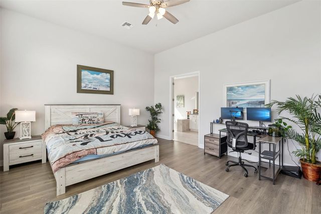 17060 SECRET HOLLOW LOOP, Clermont, FL 34711