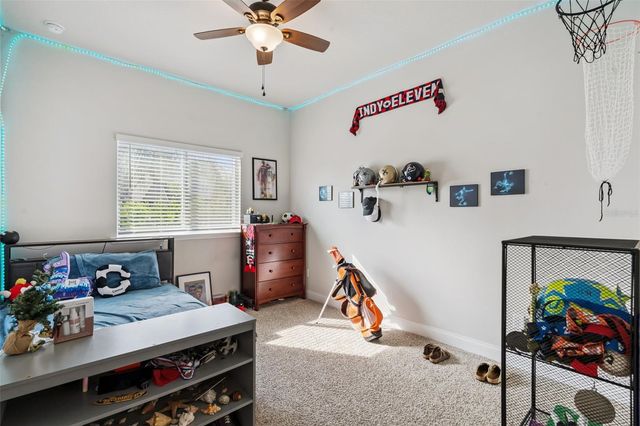 17060 SECRET HOLLOW LOOP, Clermont, FL 34711