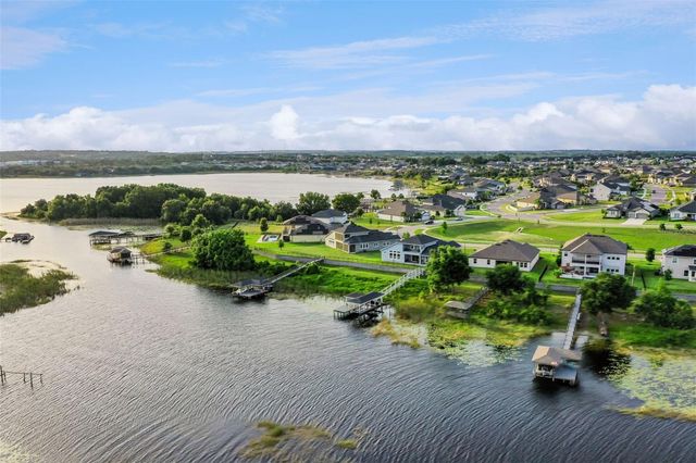 17060 SECRET HOLLOW LOOP, Clermont, FL 34711