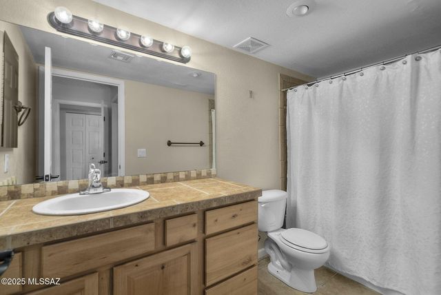 6441 N Tierra de las Catalinas Apt 55, Tucson, AZ 85718