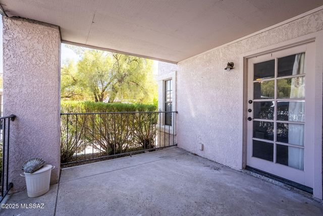 6441 N Tierra de las Catalinas Apt 55, Tucson, AZ 85718