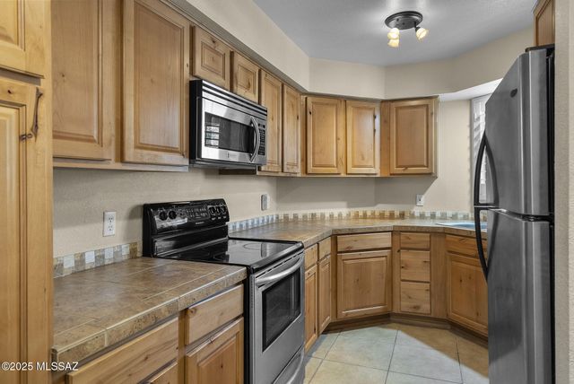 6441 N Tierra de las Catalinas Apt 55, Tucson, AZ 85718