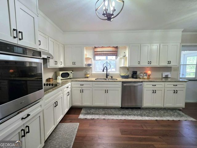 2971 Crest Highway, Thomaston, GA 30286