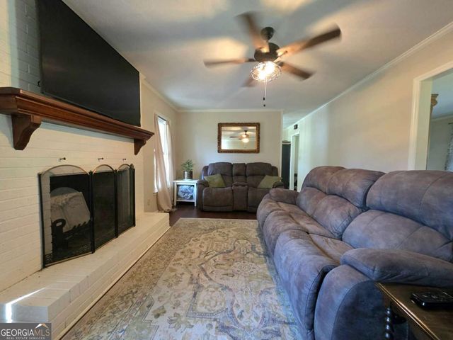 2971 Crest Highway, Thomaston, GA 30286