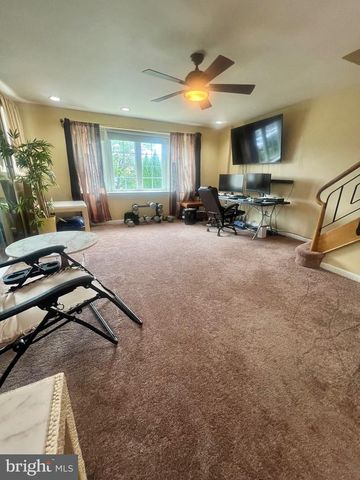 807 BRIGHTON ST, Philadelphia, PA 19111
