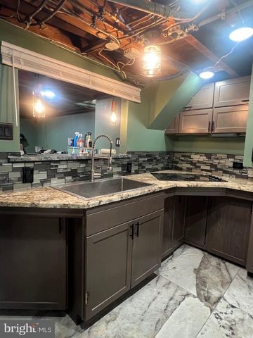 807 BRIGHTON ST, Philadelphia, PA 19111
