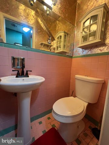 807 BRIGHTON ST, Philadelphia, PA 19111