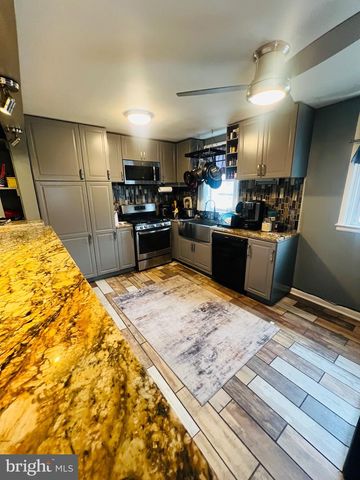 807 BRIGHTON ST, Philadelphia, PA 19111