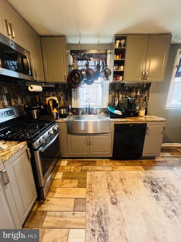807 BRIGHTON ST, Philadelphia, PA 19111