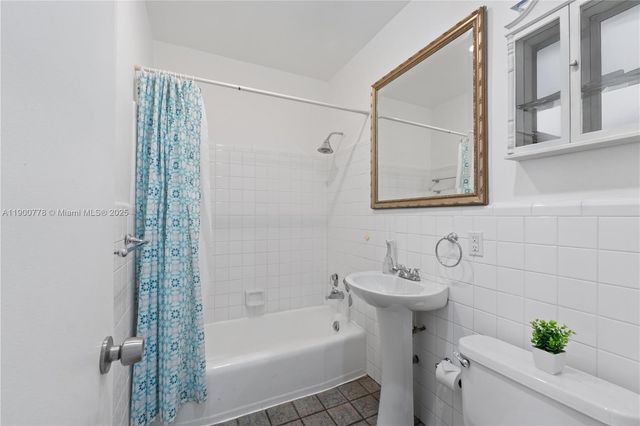 6580 Santona St A42, Coral Gables, FL 33146